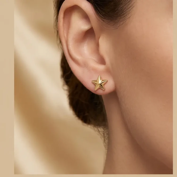Eleganckie kolczyki na sztyfcie z kryształami Swarovski® #4745 Aurum i złotym wykończeniem