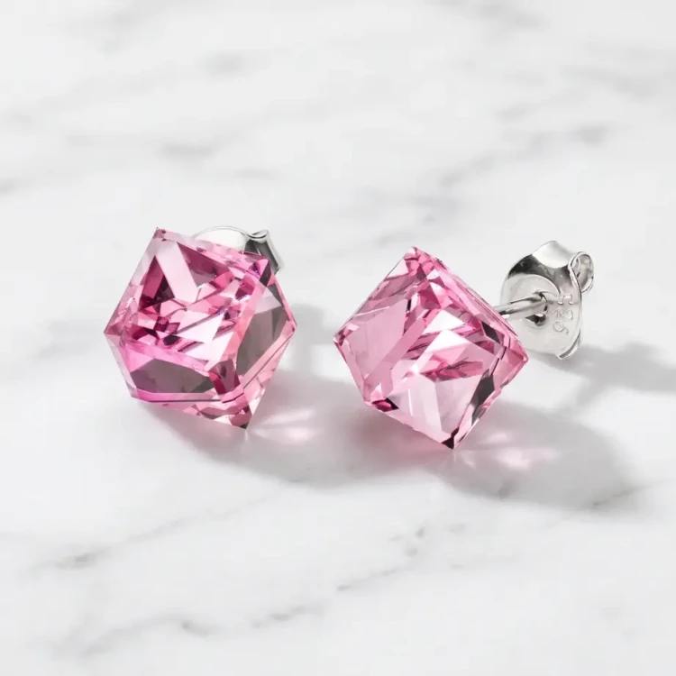 Eleganckie kolczyki kostki z różowymi kryształami Swarovski® Light Rose