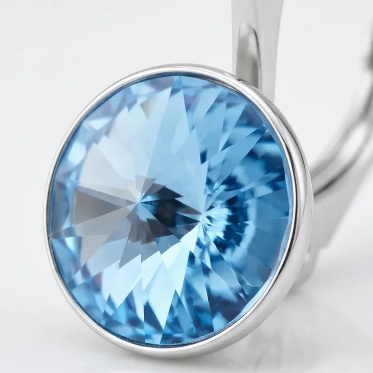 Damskie kolczyki srebrne z jasnobłękitnymi kryształami Swarovski® 8 mm