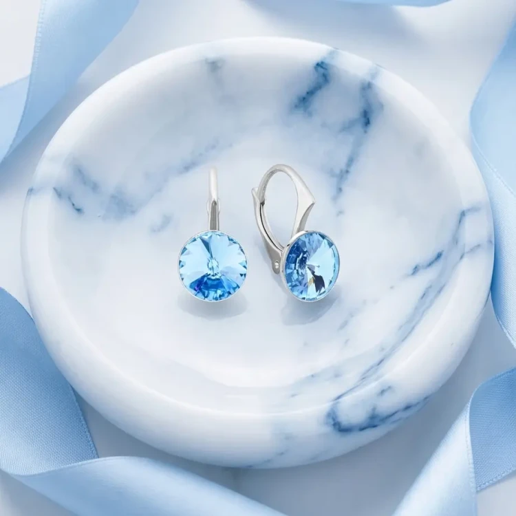 Kolczyki ze srebra z okrągłymi kryształami Swarovski® w kolorze Aquamarine