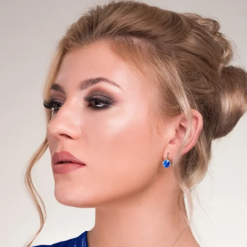 Srebrne kolczyki z kryształami Swarovski® Sapphire 8 mm
