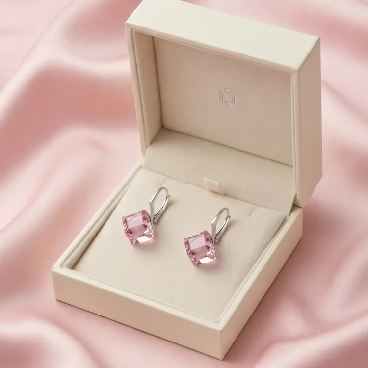 Kolczyki damskie z kryształami Swarovski® kostka 8 mm Light Rose