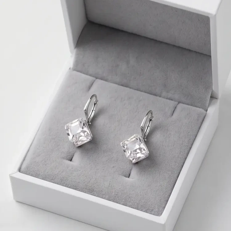 Kolczyki damskie z kryształami Swarovski® kostka 8 mm Crystal