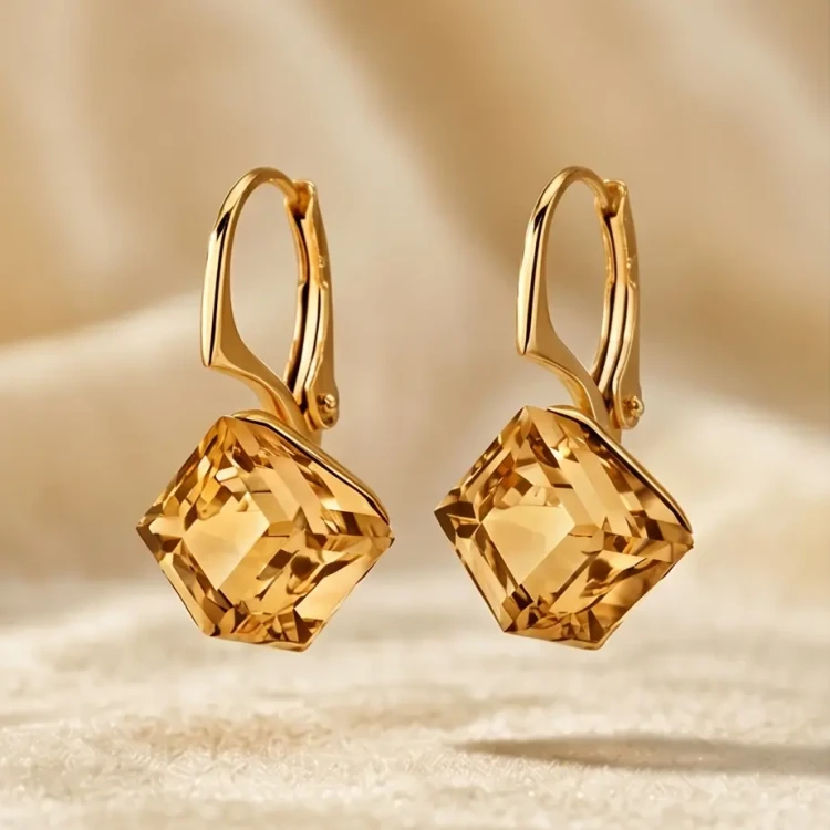 Pozłacane srebrne kolczyki z lśniącymi kostkami Swarovski® Golden Shadow