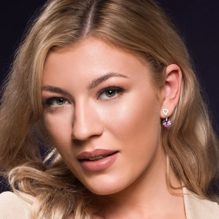 Srebrne kolczyki z kryształami Swarovski® w kształcie serca 10 mm Vitrail Light