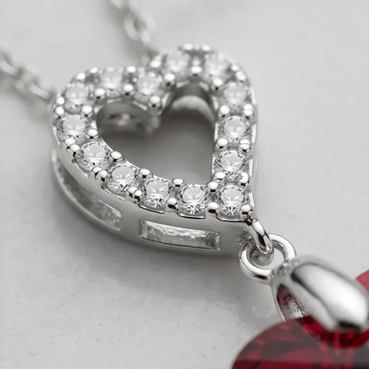 Elegancki srebrny naszyjnik z kryształem Swarovski® serce Scarlet