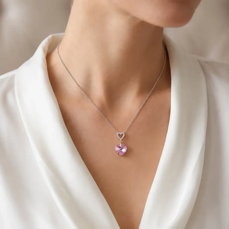 Srebrny naszyjnik z kryształem Swarovski® w kształcie serca 14 mm Vitrail Light