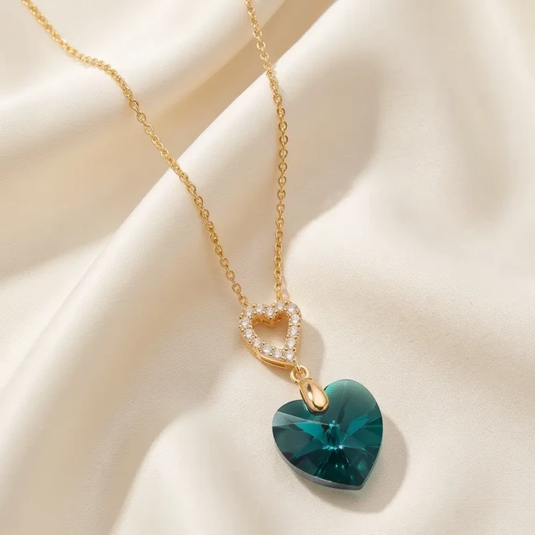 Damski naszyjnik srebrny pozłacany z kryształem Swarovski® serce Emerald