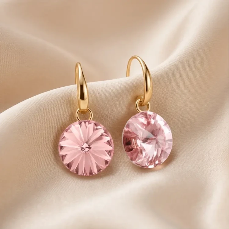 Wiszące kolczyki z pozłacanego srebra z różowymi kryształami Swarovski® 10 mm