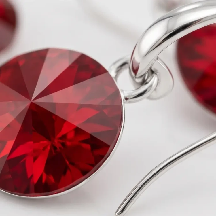Damskie kolczyki srebrne z czerwonymi kryształami Swarovski® 10 mm