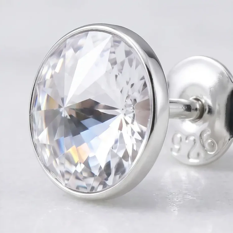 Srebrne kolczyki na sztyft z okrągłymi kryształami Swarovski® 8 mm Crystal