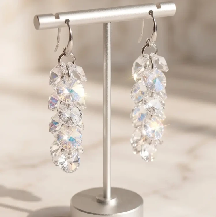 Delikatne srebrne kolczyki ślubne z kryształami Swarovski®